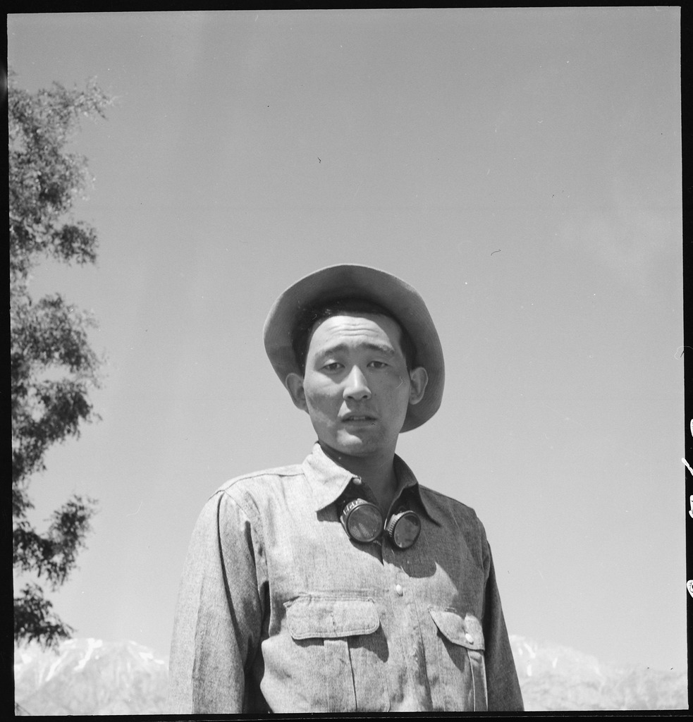 収容所の現場監督 (1942 年、カリフォルニア州マンザナー）
