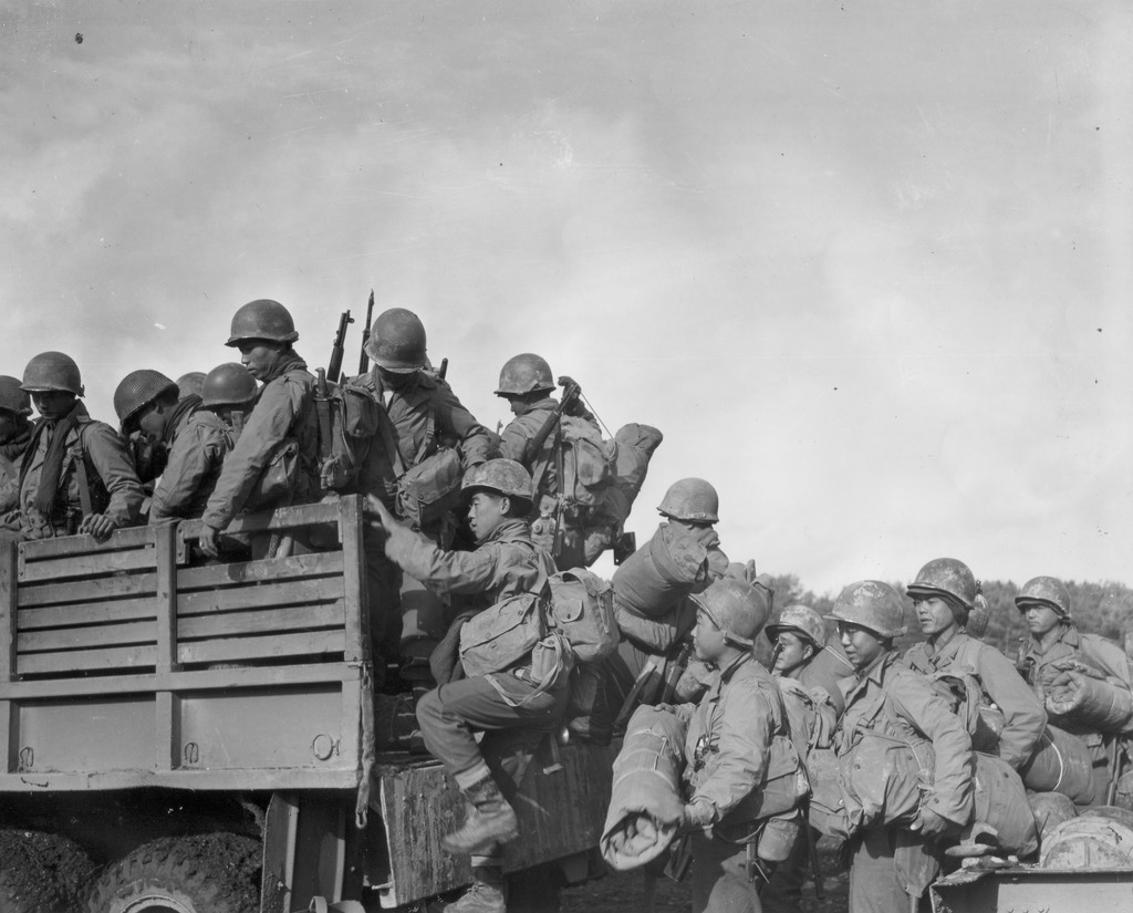 フランスでの第442連隊戦闘団兵士達　（1944年、フランス）