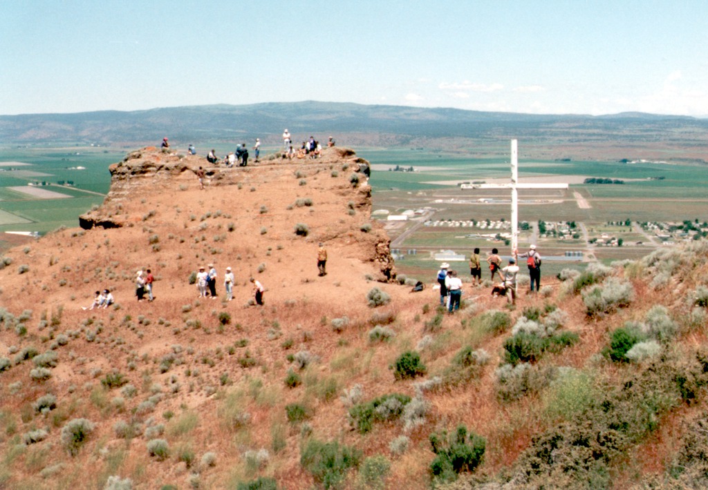 ツールレイク収容所跡への訪問　（1998年、カリフォルニア州ツールレイク）